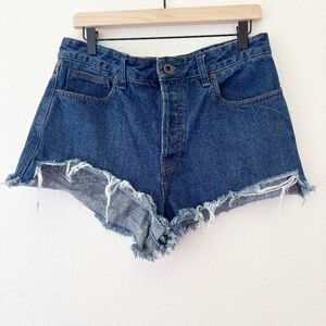 Free‎ People Logan cutoff denim shorts Size 31